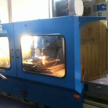 Correa CF22/25: Milling machine with CNC system. Automatic Traverses of 2500 x 800 x 800 (with A.T.C.)